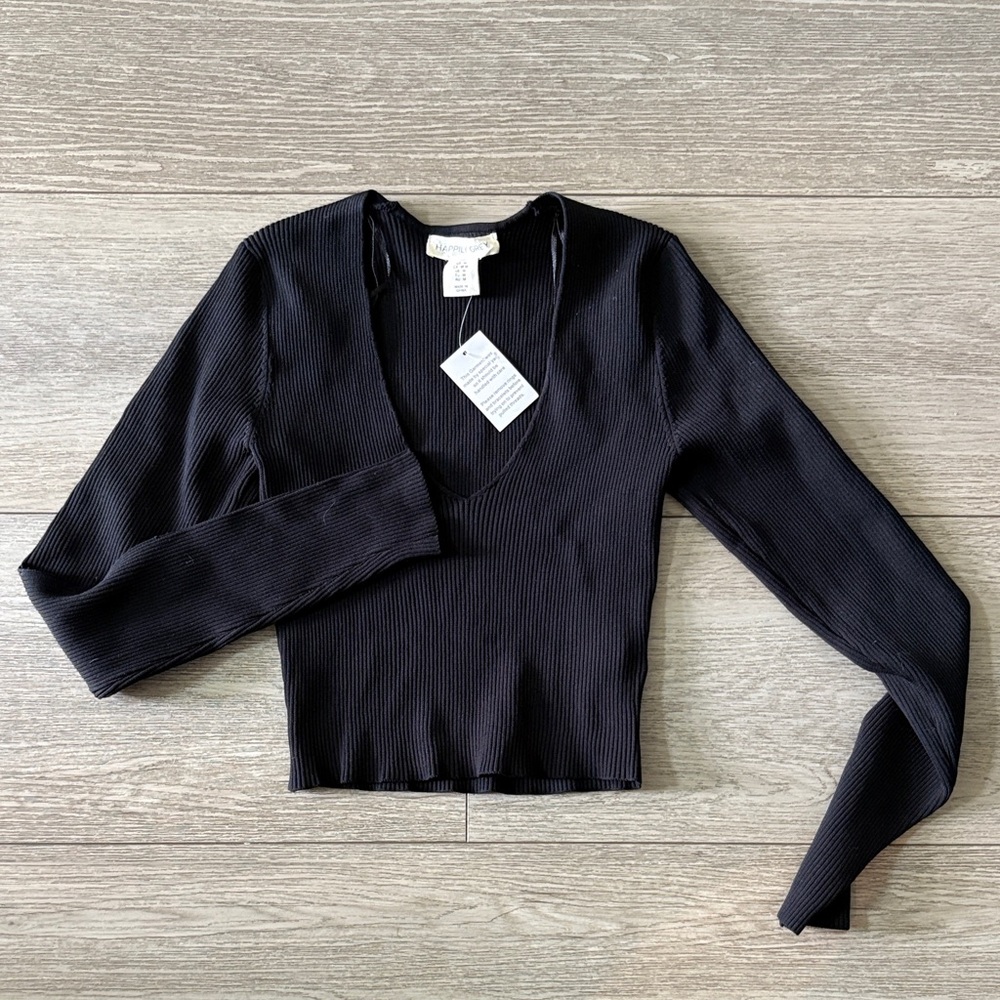Black Ribbed V-Neck Long Sleeve Crop Top Medium NWT